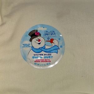 Frosty the snowman "winter magic" snow dust scented bath bomb crumbles New